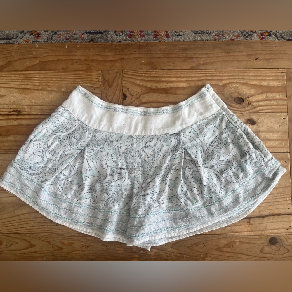 Free people short with floral print